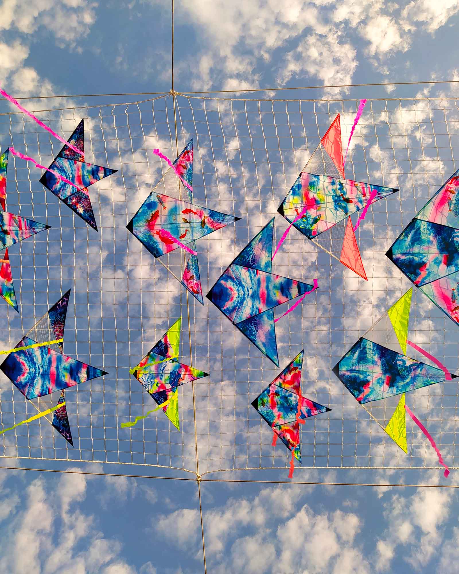 Ciel de rue "Voyage en cerfs-volants" par Clémentine Henrion, Bercy Village Paris