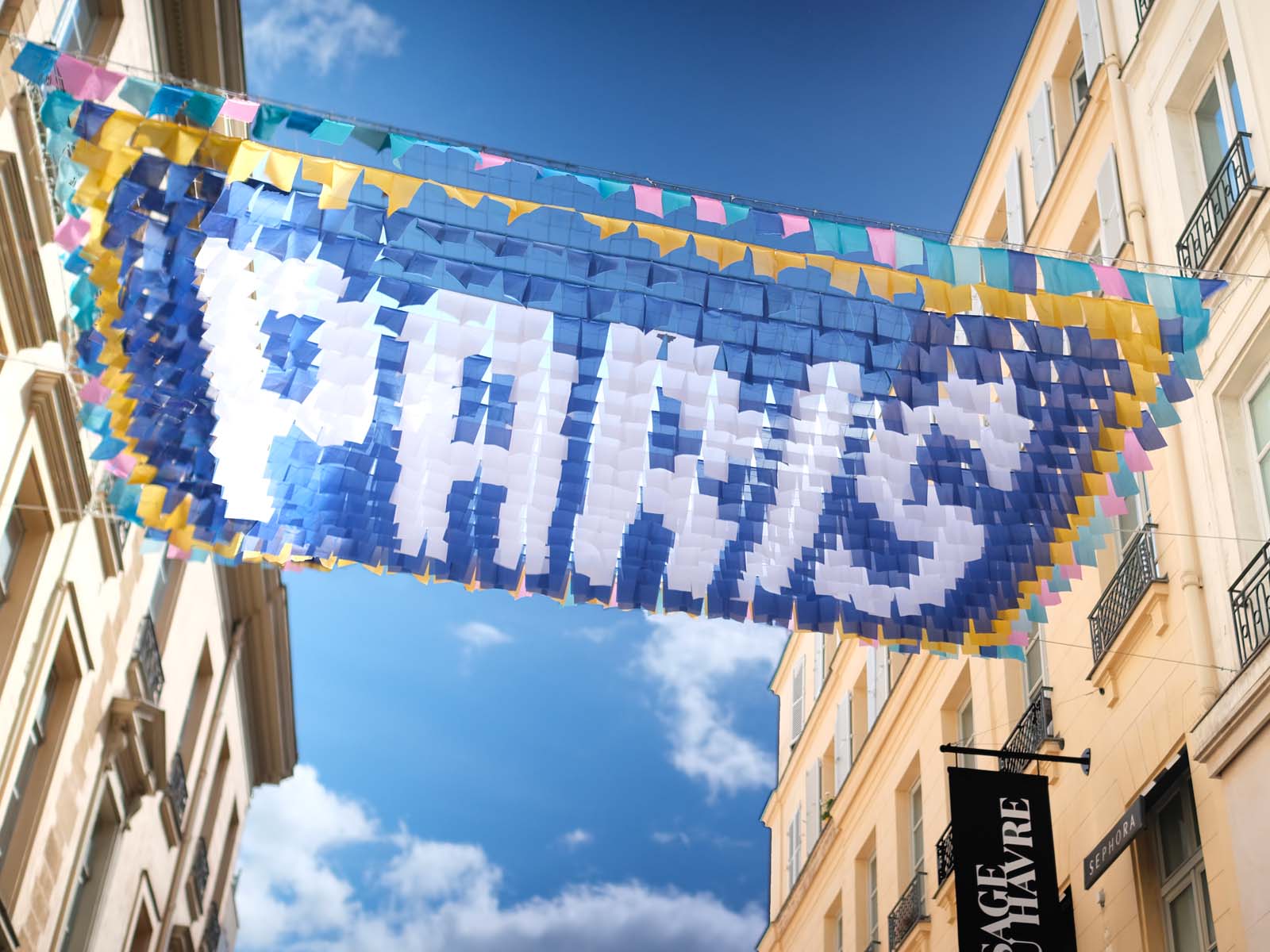Ciel de rue hommage à Paris ville olympique, Chassagnac Atelier, Passage du Havre